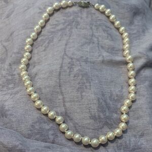 Vintage Pearl Necklace